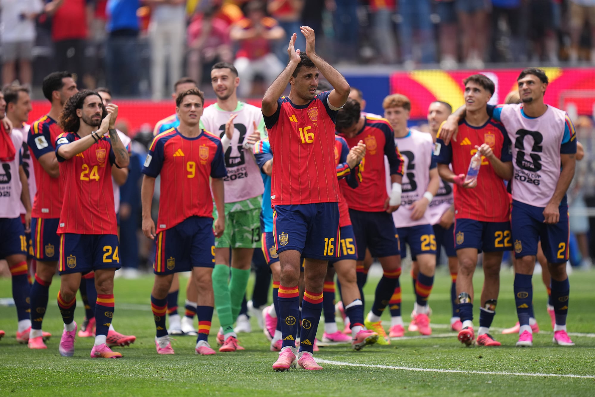 La selección de España se prepara para enfrentar a Francia, este martes 14 de junio