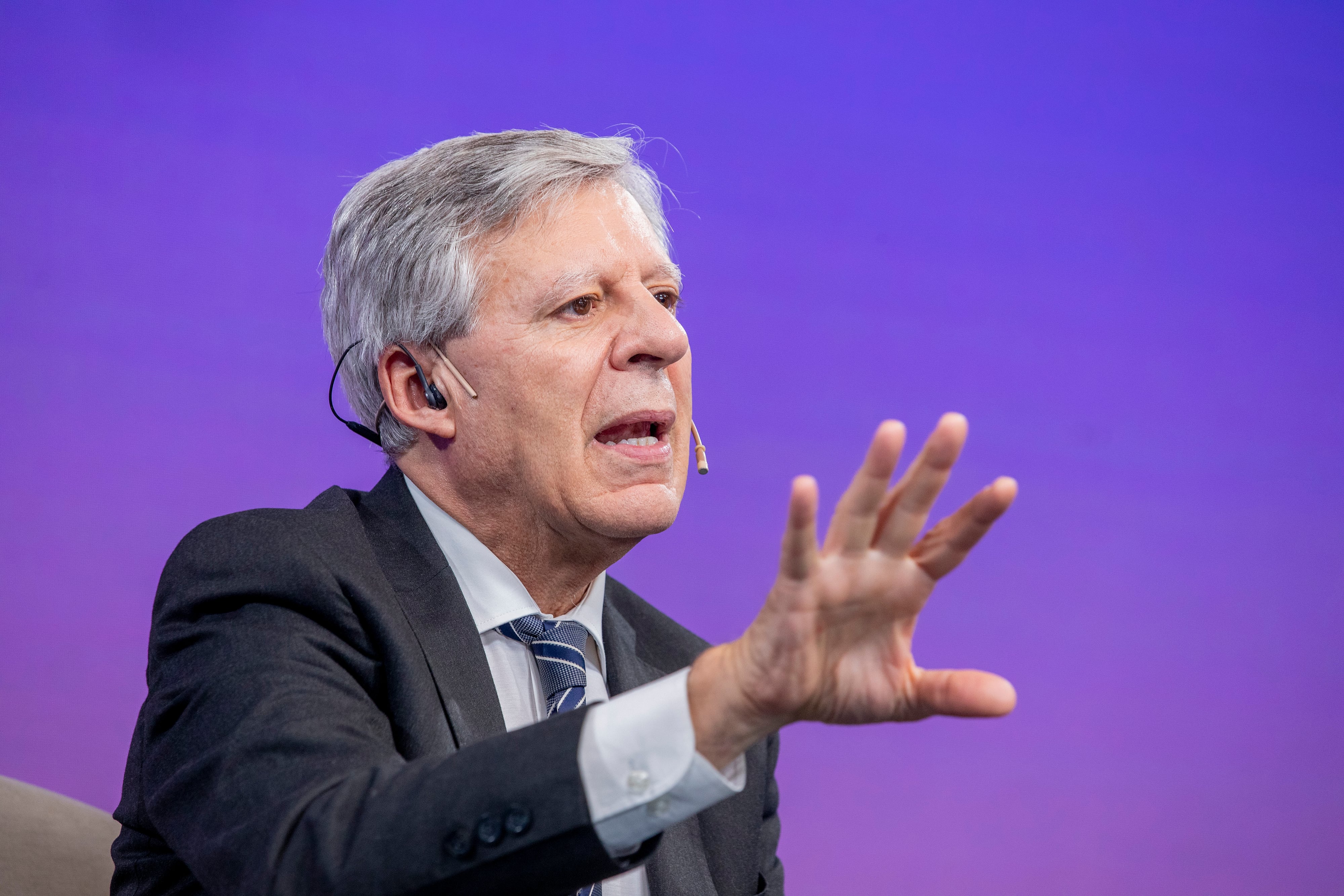 Dr. Daniel López Rosetti: “El celular es adictivo porque te da expectativa”