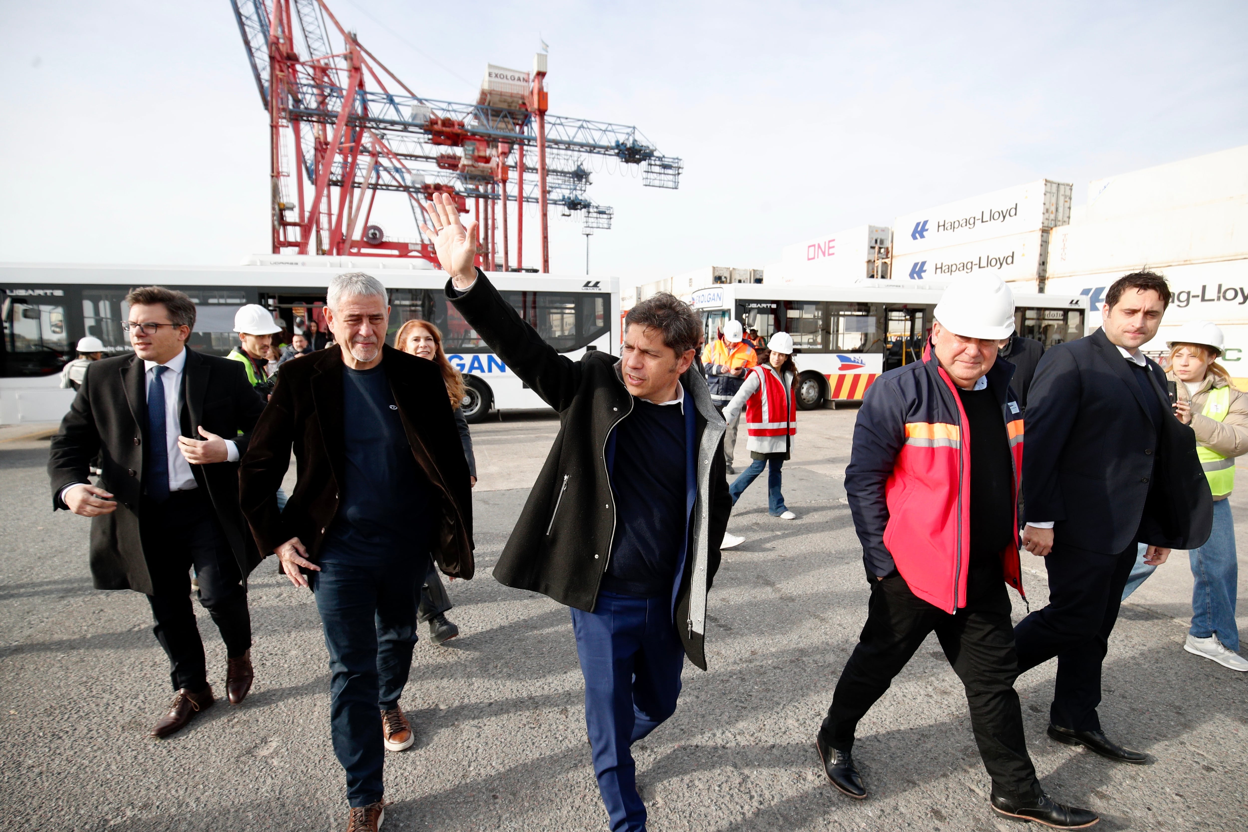 Ferraresi, en una recorrida por Avellaneda con Kicillof