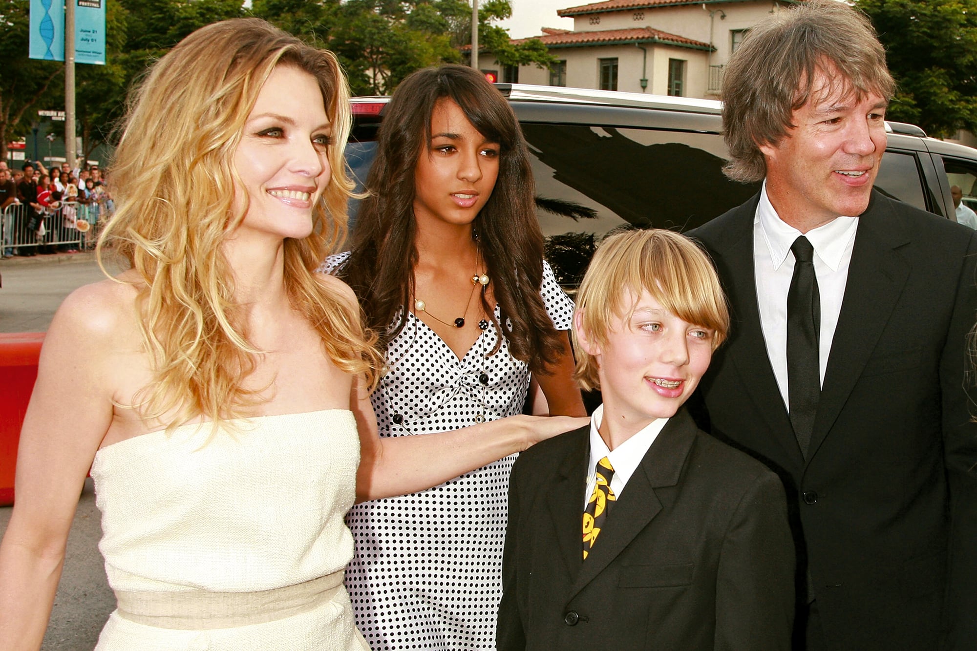 Una foto de 2007 del matrimonio, uno de los más estables de Hollywood, con sus hijos Claudia Rose y John Henry, ambos de muy bajo perfil
