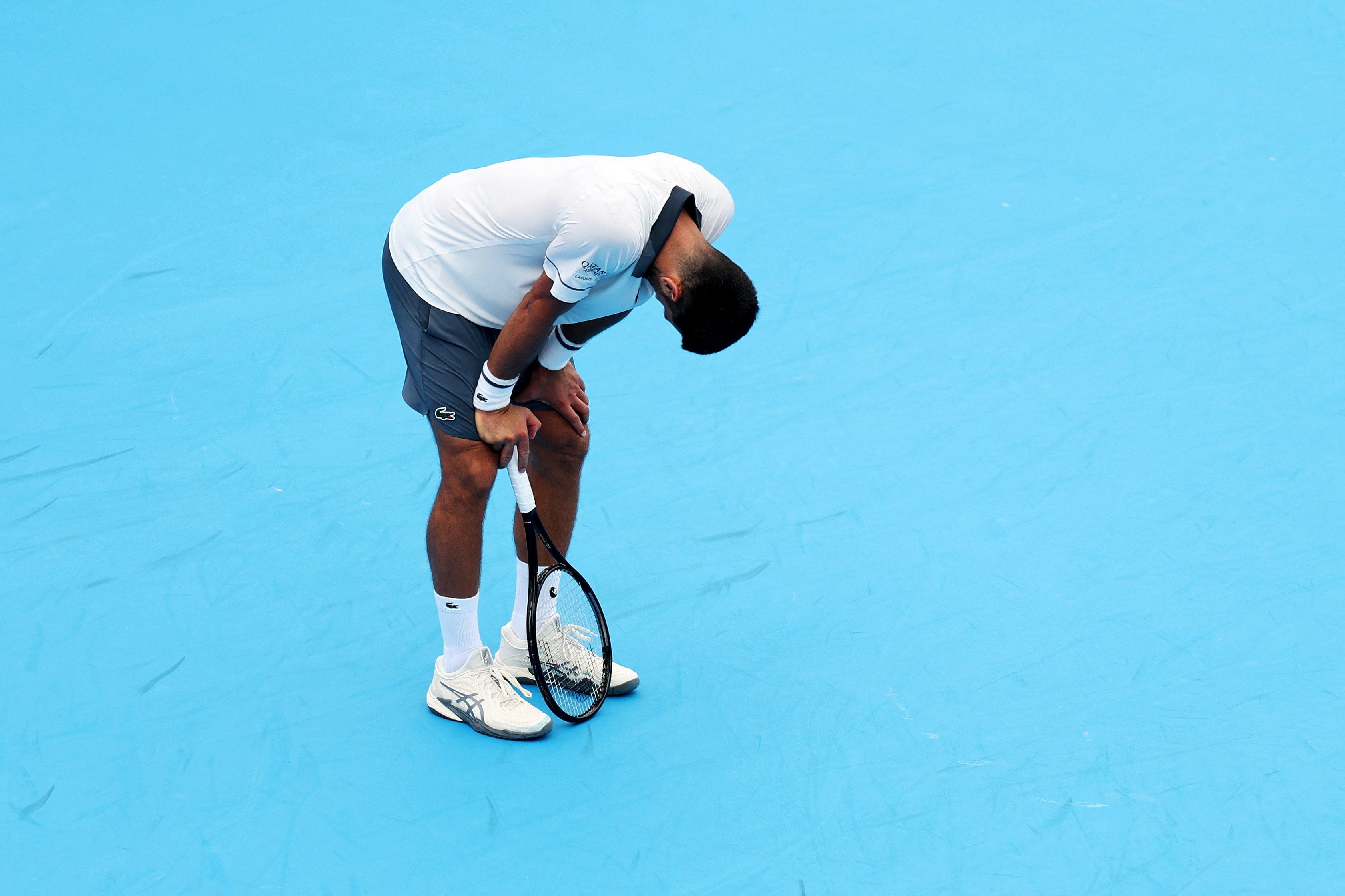 Nole, desgastado, estiró el partido hasta donde pudo
