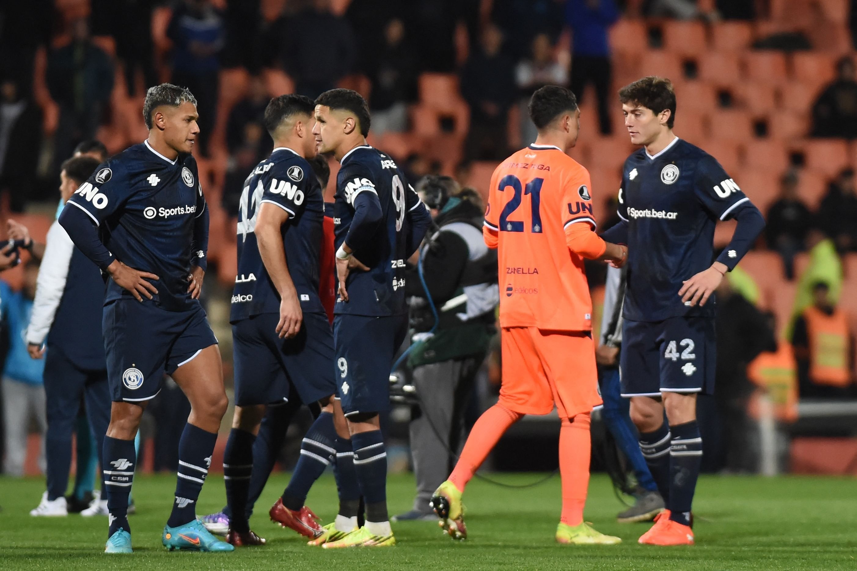 Independiente Rivadavia quedó eliminado de la Copa Libertadores en octavos de final tras perder con Fluminense