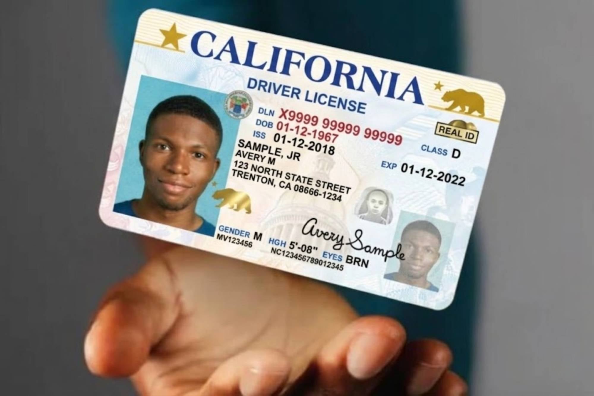 Las opciones para renovar la licencia de conducir en California