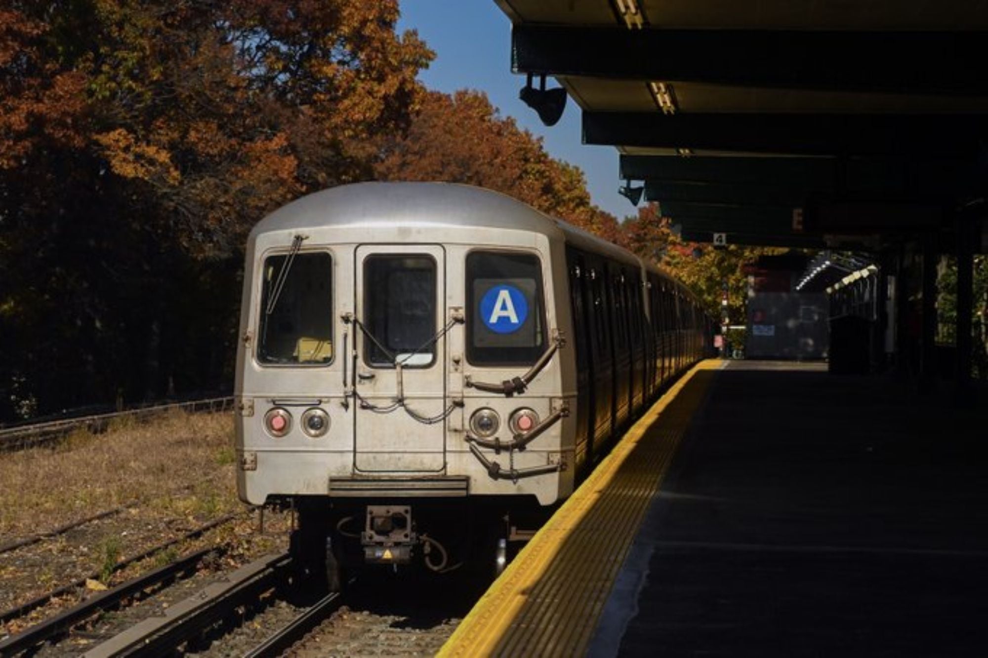 Buenas noticias para Nueva York: cuándo estará listo el tren que conectará Brooklyn y Queens en 40 minutos