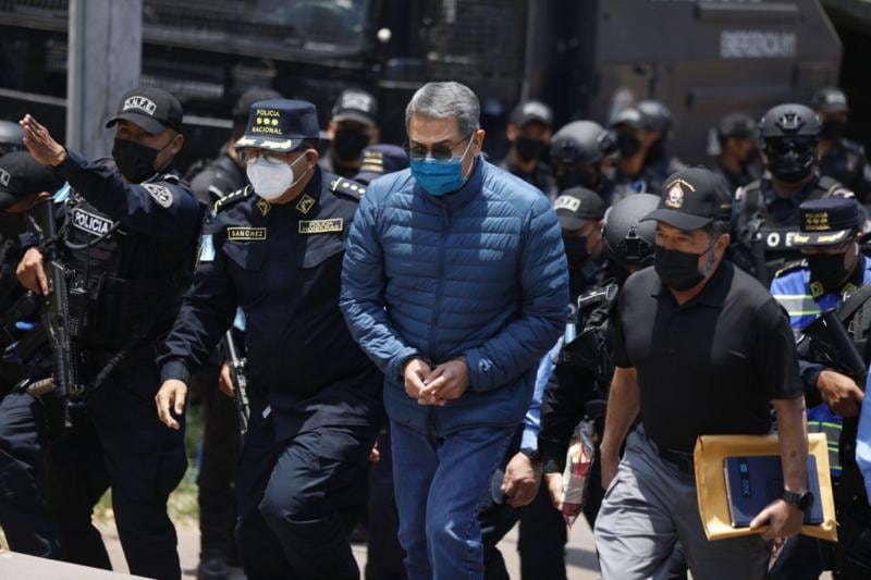 Juan Orlando Hernández fue capturado en Honduras en 2022 y hallado culpable de cargos de narcotráfico en EE.UU. en junio de 2024.