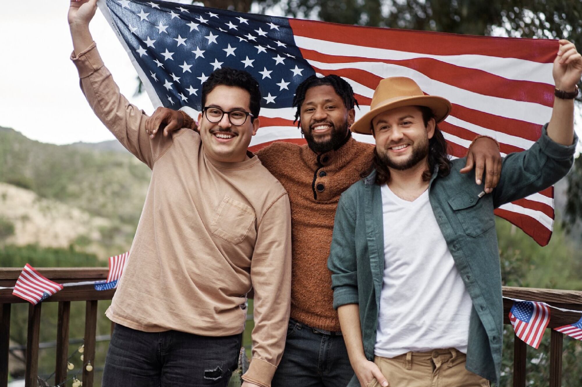 Por primera vez en casi veinte años de encuestas de Pew Research, la mayoría de los hispanos (dos tercios) considera que su situación actual es peor que la de un año atrás