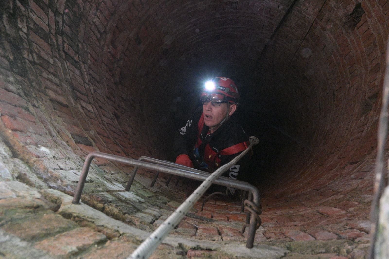 Las imágenes del operativo de búsqueda de Esmeralda, la niña de 2 años que desapareción en Cosquín.