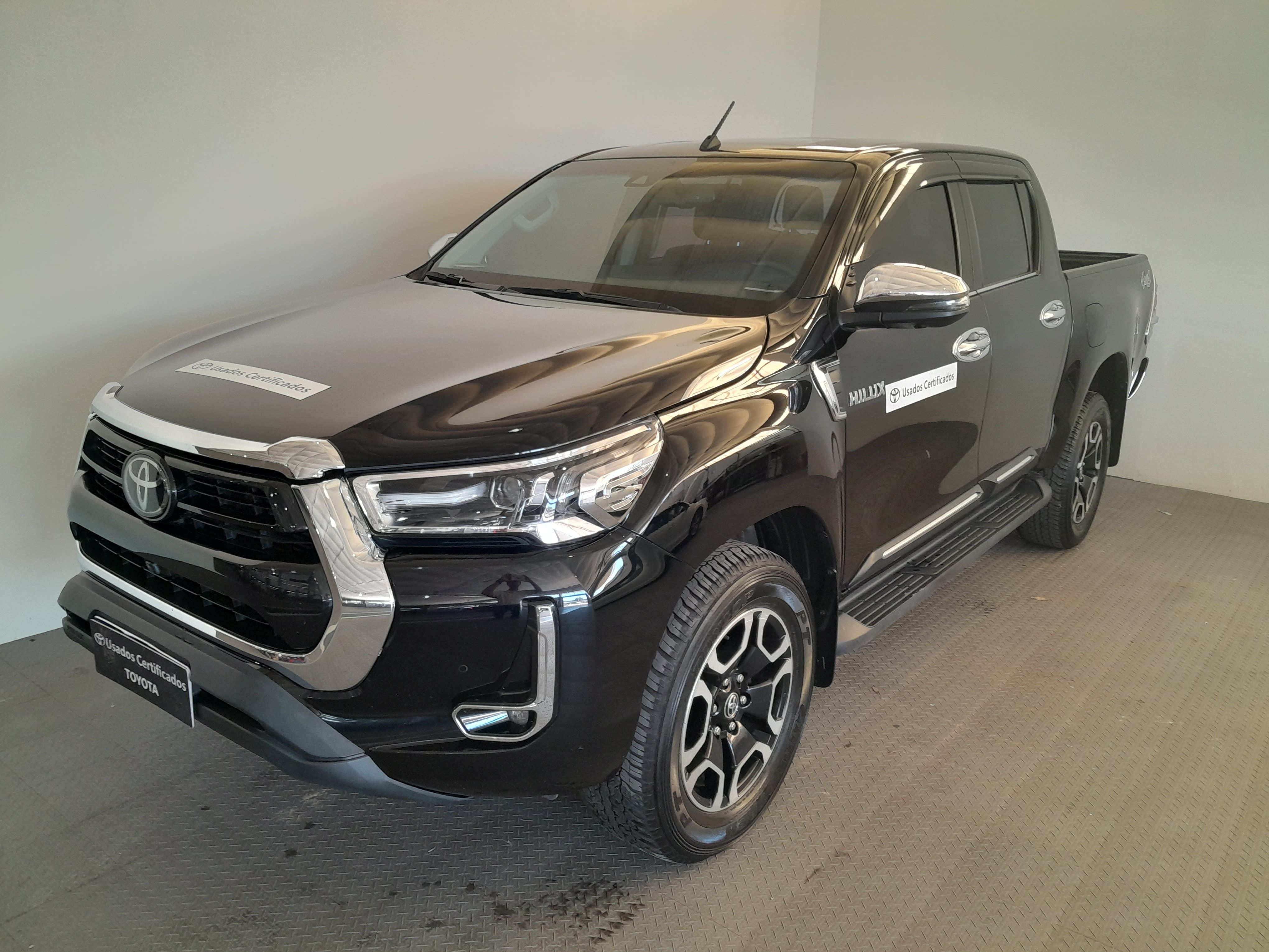 Toyota se suma a Mercado Libre y vende sus usados certificados con garantía oficial