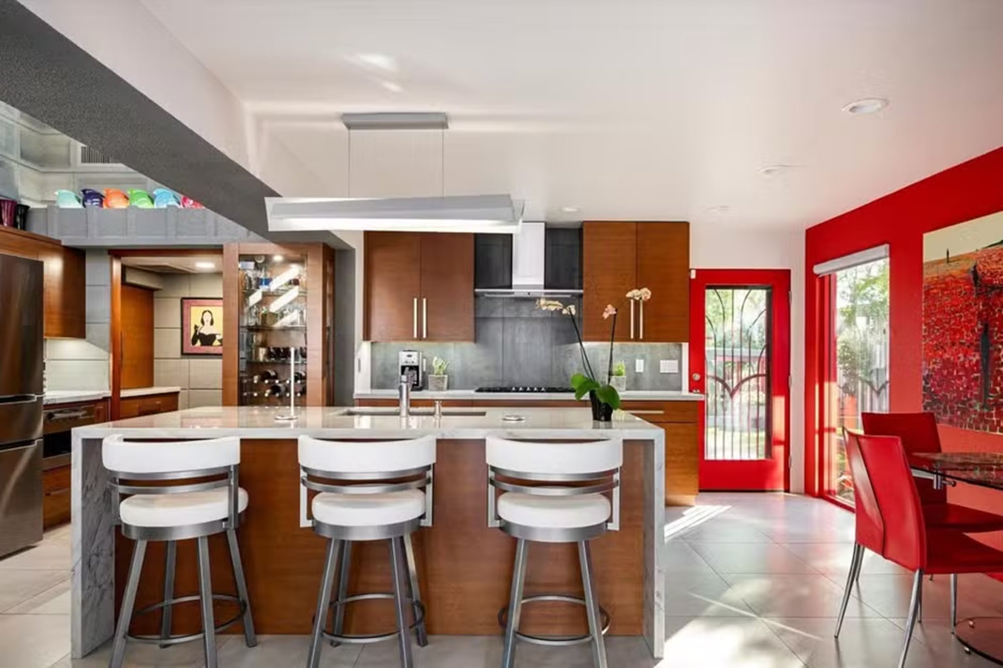 Desde su apertura en la década de 1950, los espacios de la casa se han modernizado