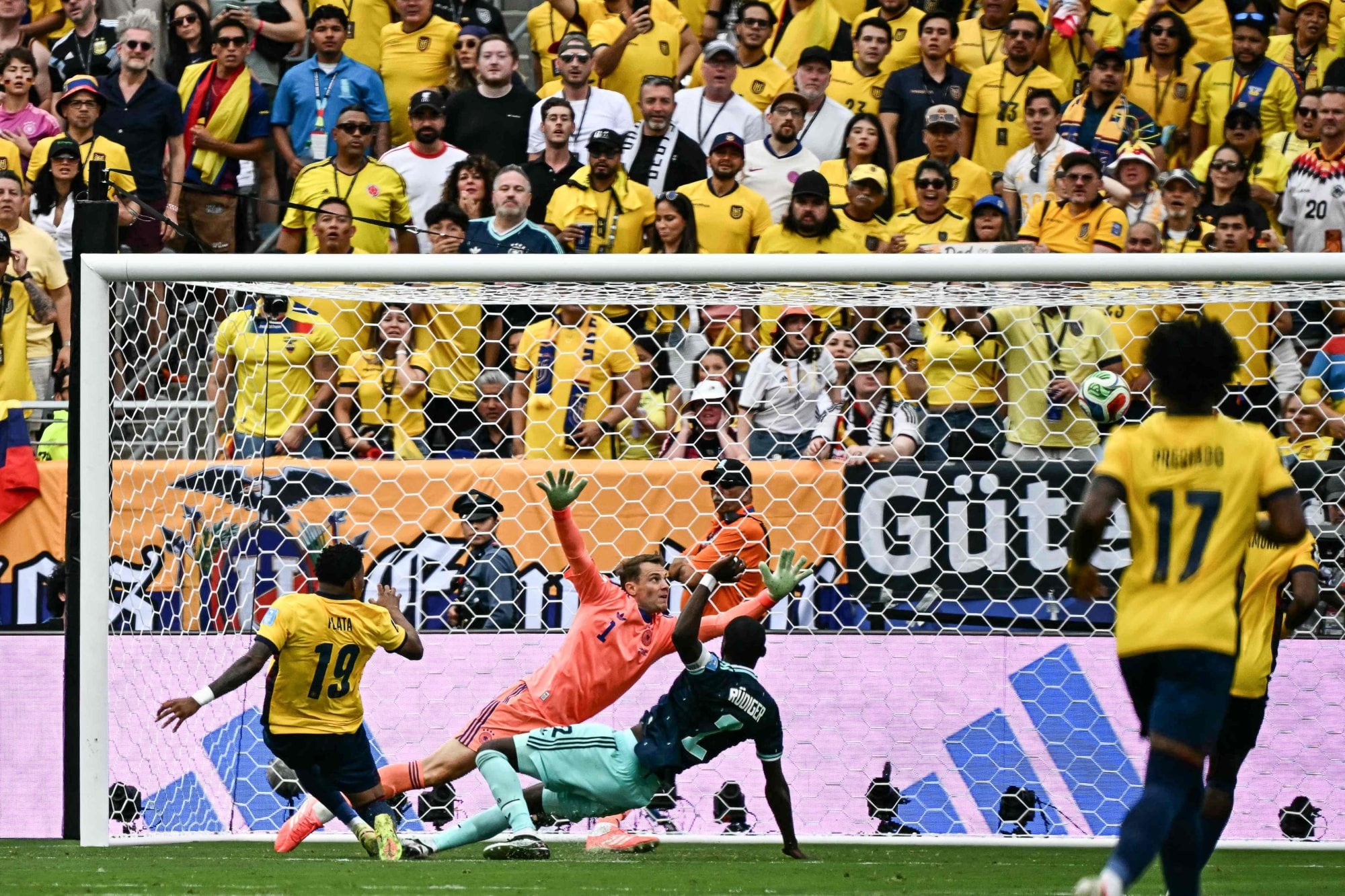 Gonzalo Plata y el toque de la historia ecuatoriana