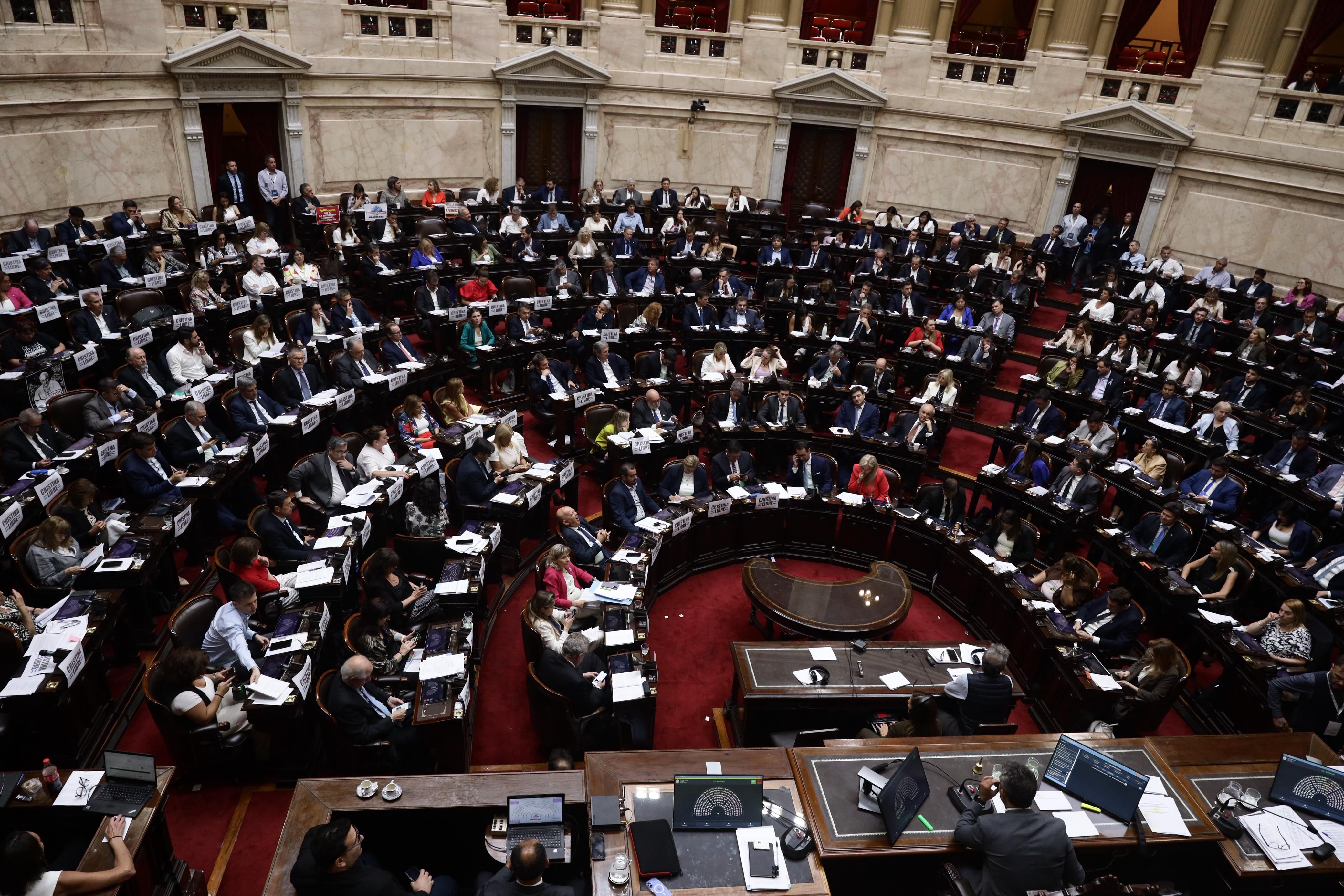Media sanción parcial del Presupuesto: irá al Senado, pero sin un capítulo clave; la CGT marcha hoy a Plaza de Mayo