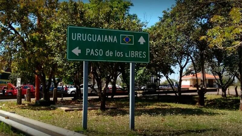 Paso terrestre Paso de los Libres.