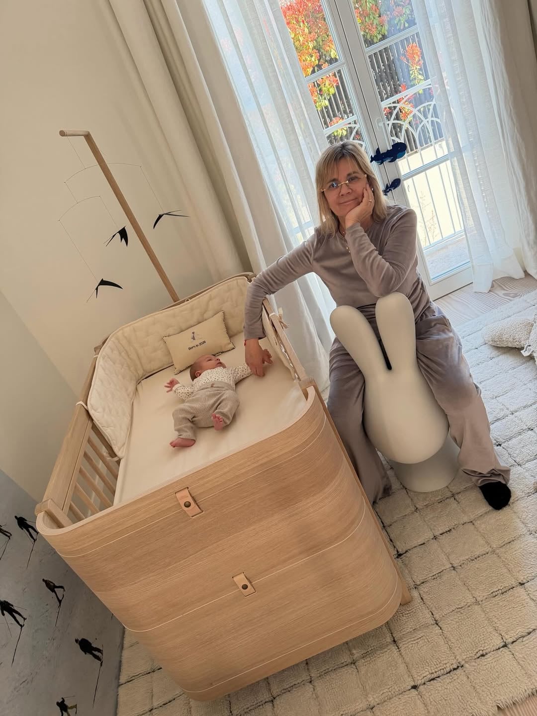 Úrsula Corberó compartió la intimidad de su día a día con su bebé y el Chino Darín: “Tanto amor no me cabe” 16 La llegada de Dante cambió la vida de toda la familia Darín y Corberó