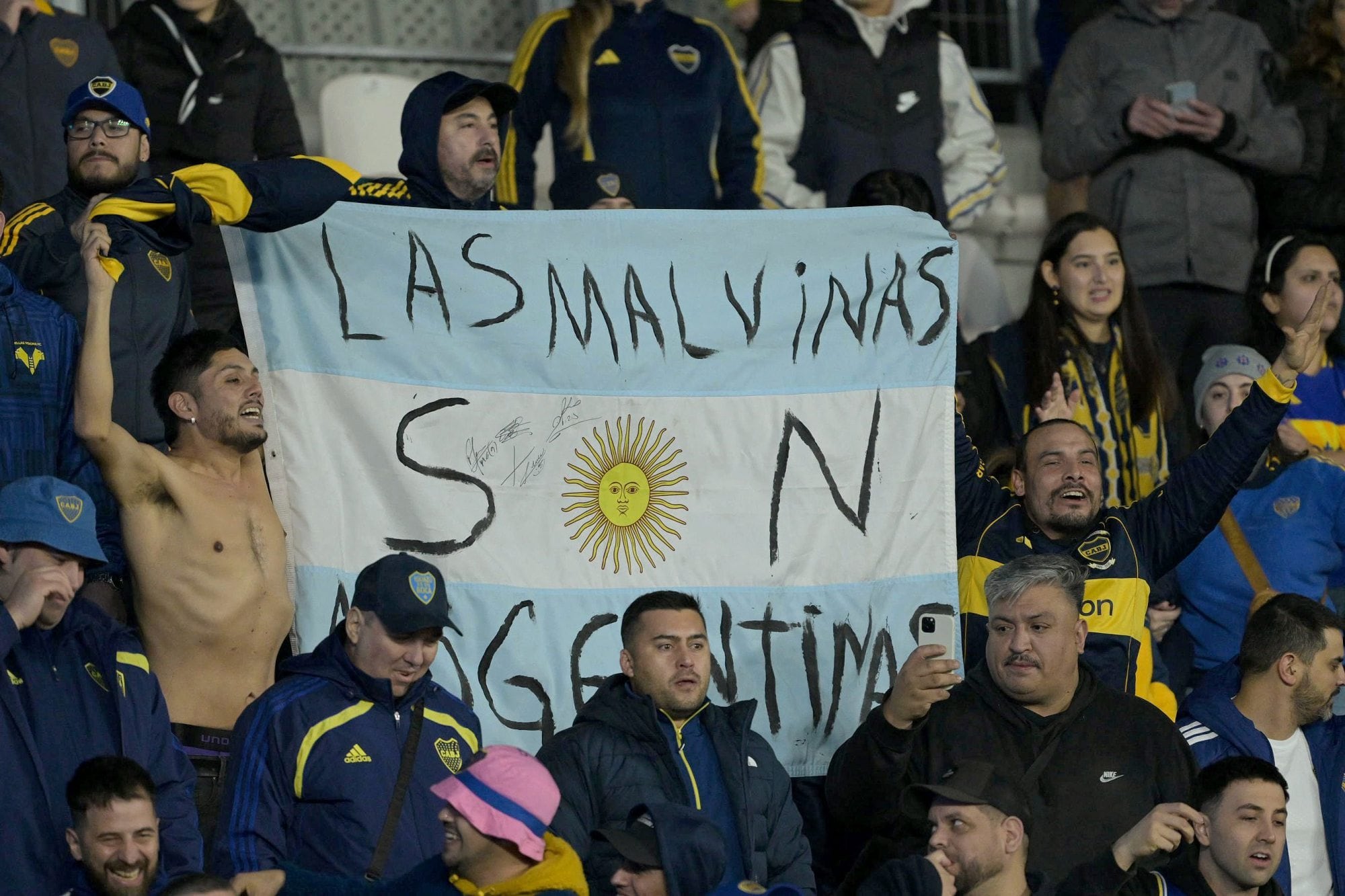 O’Higgins vs. Boca, en vivo por la Copa Sudamericana: el minuto a minuto del partido 7 Los fanáticos de Boca con la bandera de