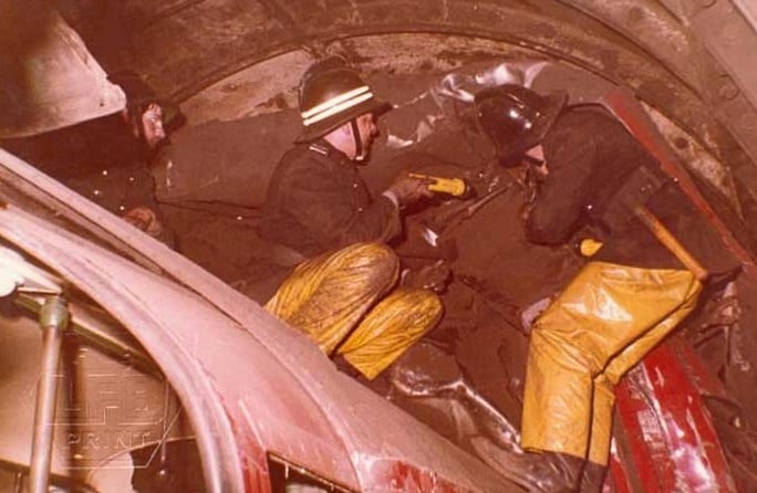 En el rescate participaron más de 1300 bomberos