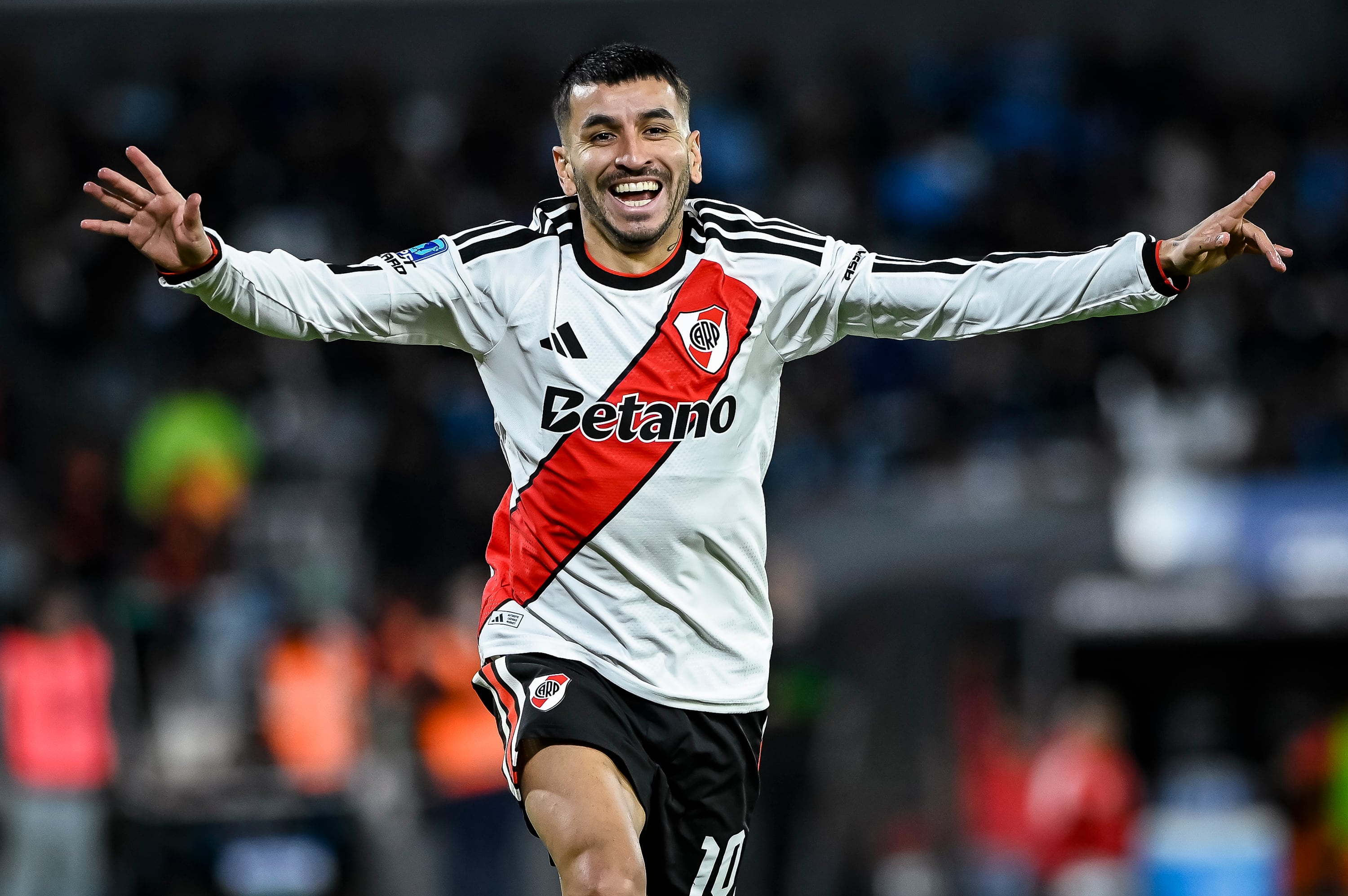 Por dónde pasan hoy River vs. Racing y qué canal lo transmite en vivo