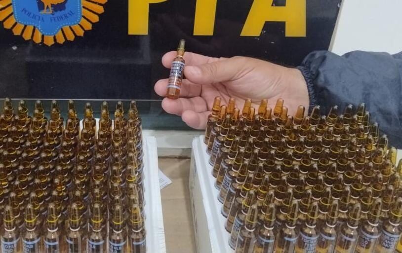 Ampollas secuestradas durante un allanamiento en la investigación del fentanilo contaminado