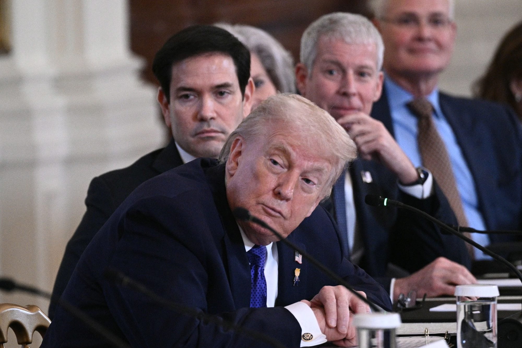 El presidente Donald Trump y el secretario de Estado, Marco Rubio, en la reunión en la Casa Blanca con ejecutivos de compañías petroleras.