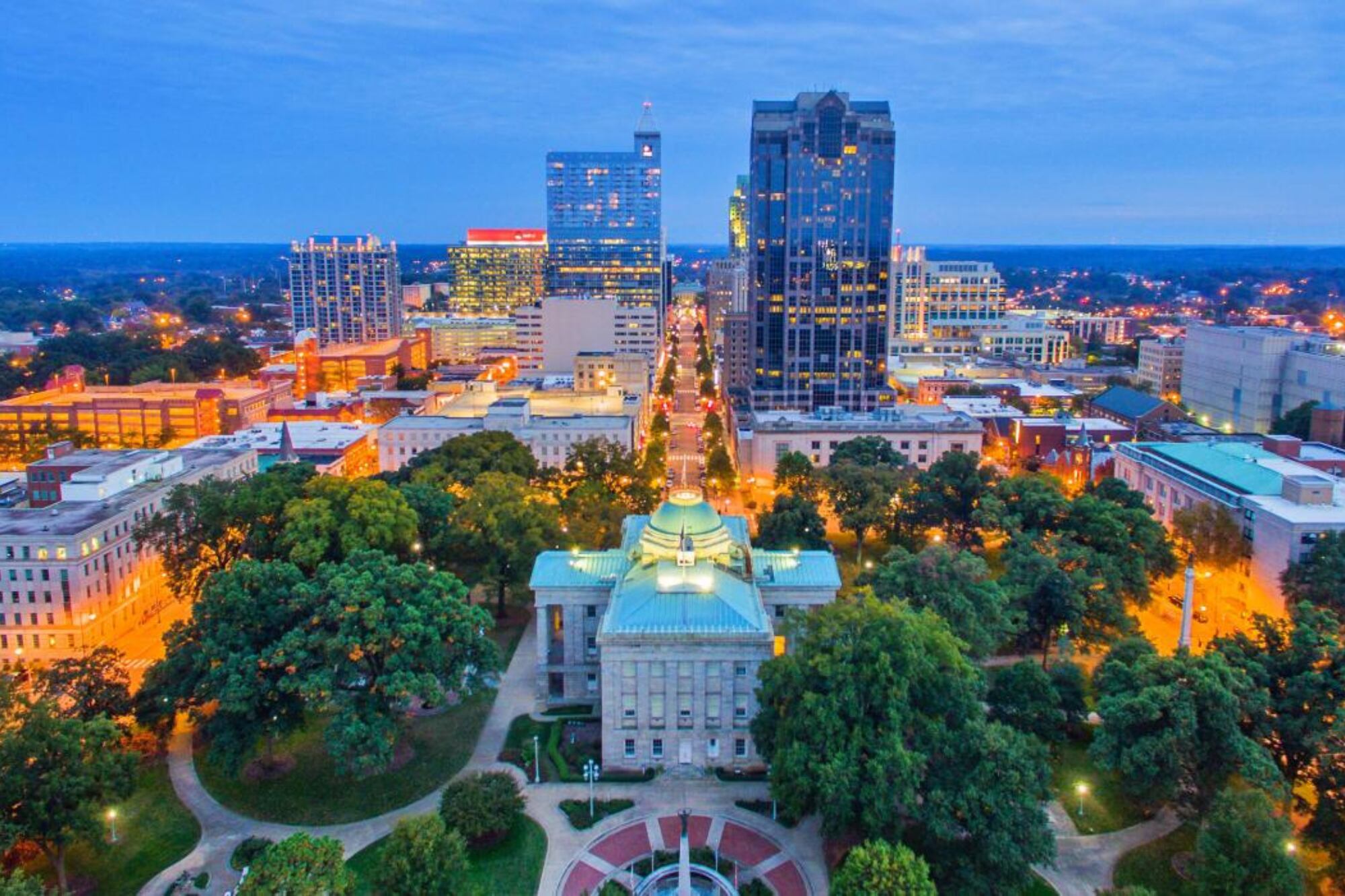 Raleigh, en Carolina del Norte,también ofrece grandes oportunidades para profesionistas de la tecnología y las finanzas