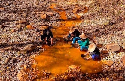 Un pueblo prometió regalar oro a los turistas que lo visiten durante las vacaciones de invierno