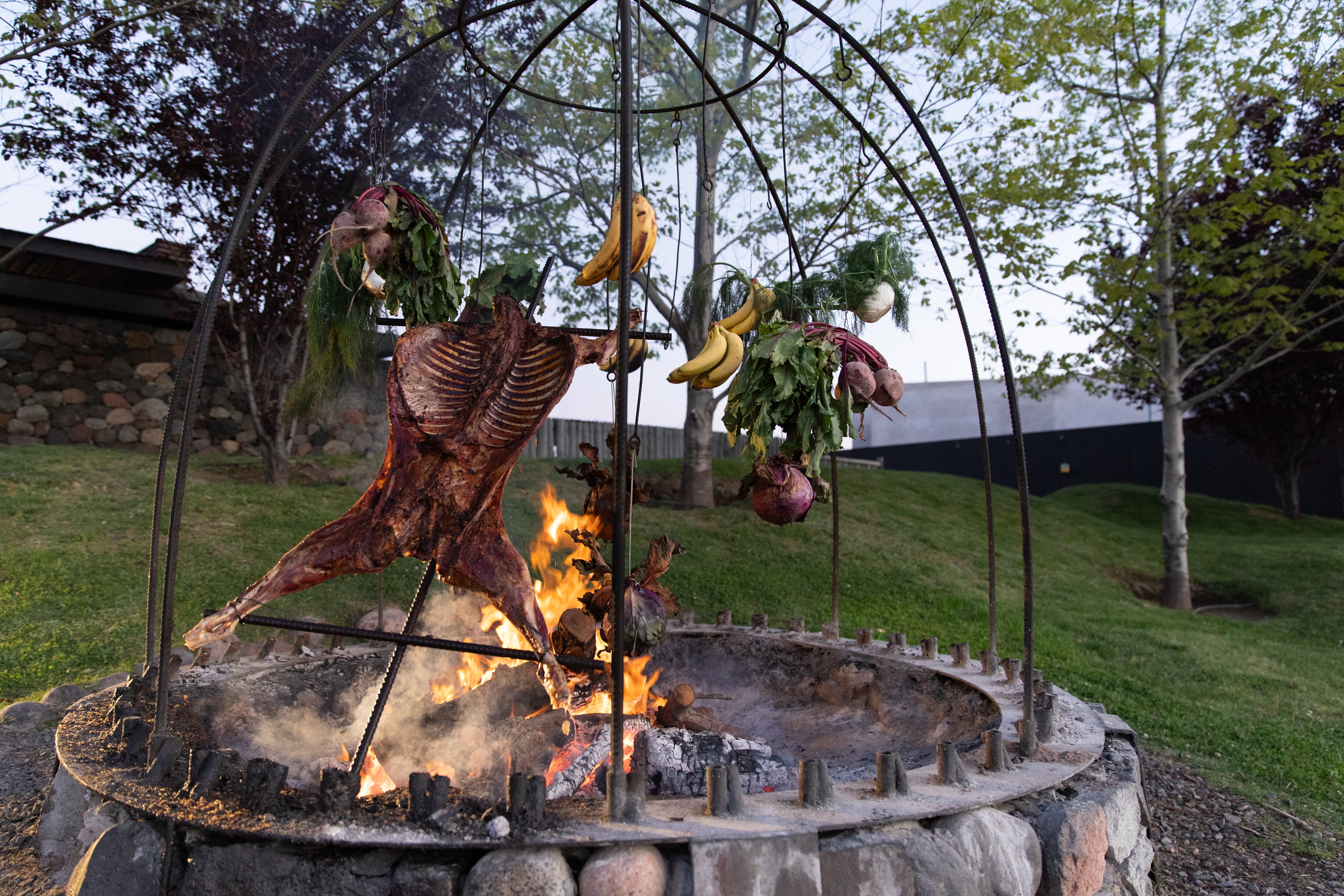 El domo con las dos técnicas de fuego, hilos y cruz