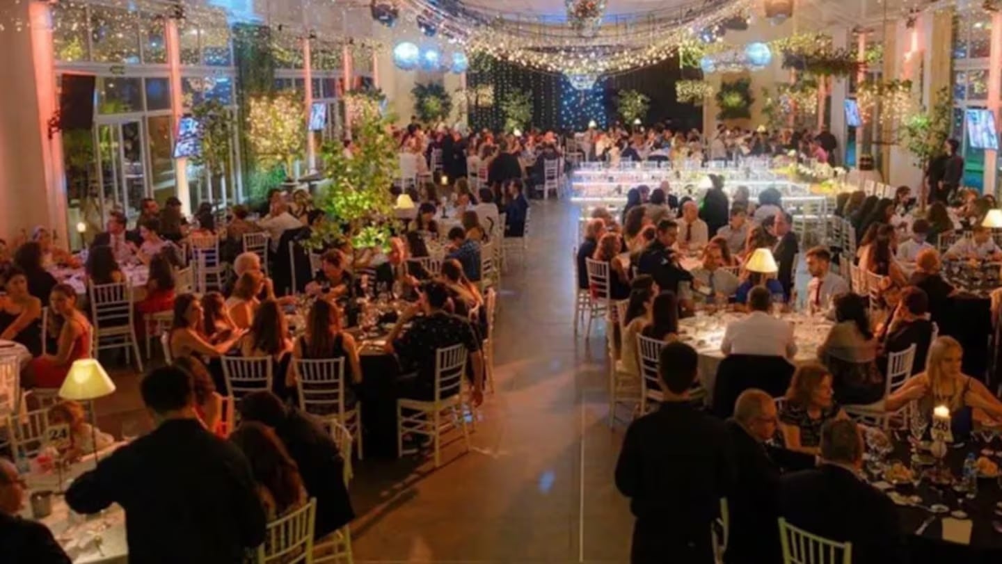 Córdoba: denuncian a una madre de un colegio por robar $11.000.000 de una fiesta de egresados