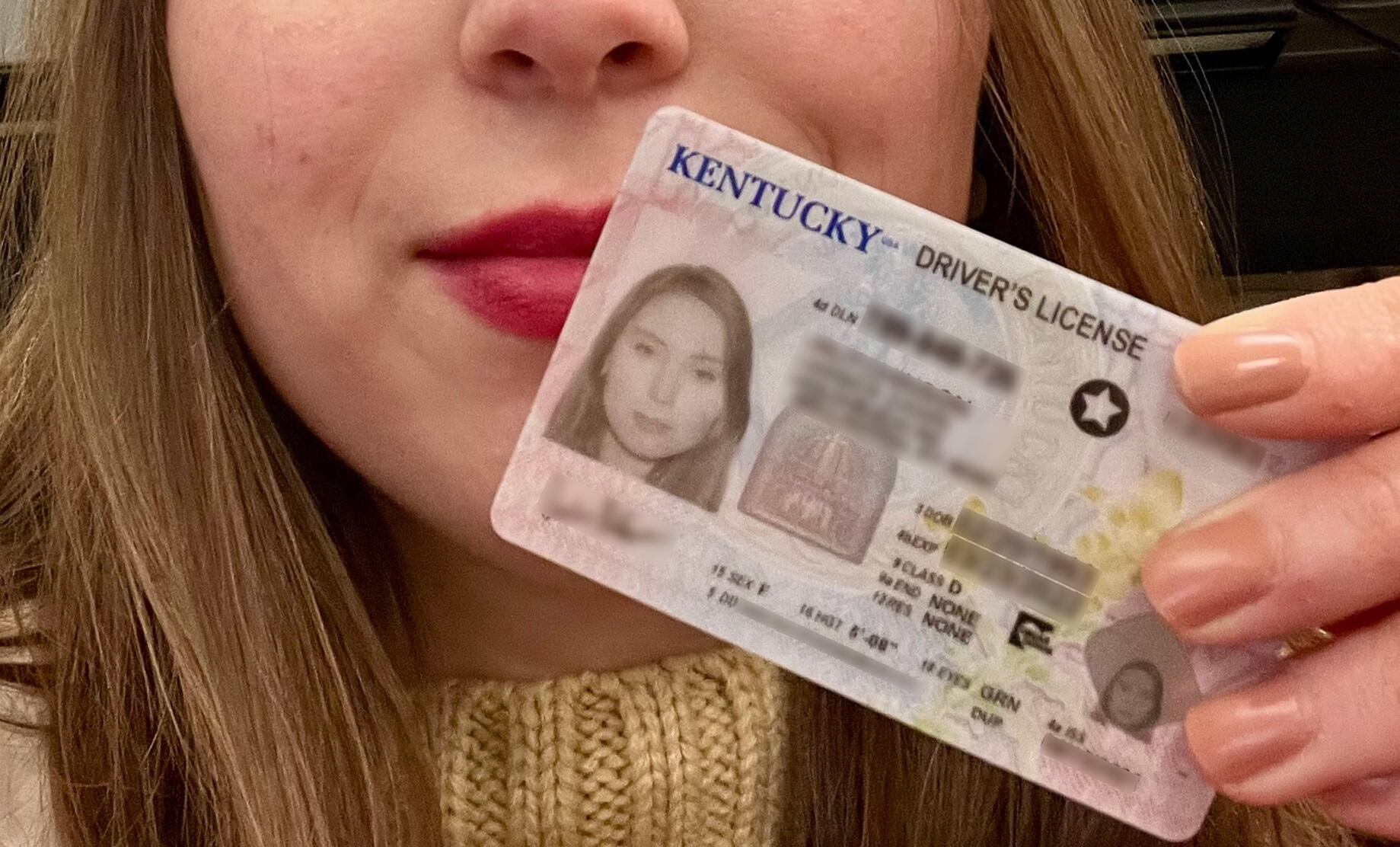La Real ID en Kentucky se identifica por una estrella en la parte superior derecha