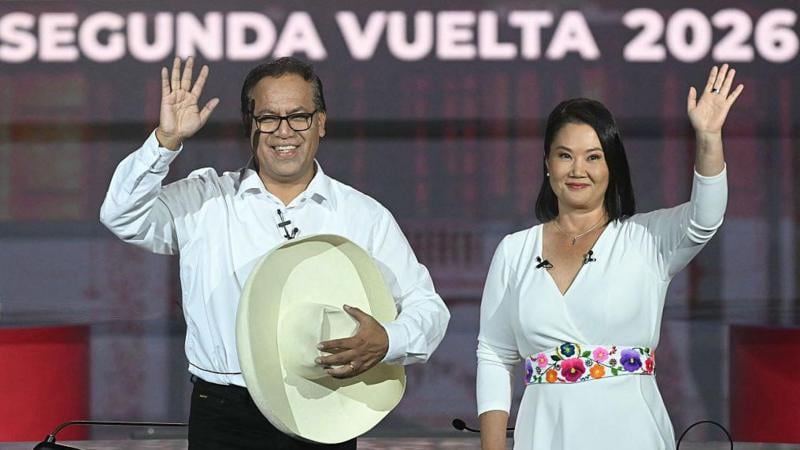 Sánchez y Fujimori en un debate de campaña