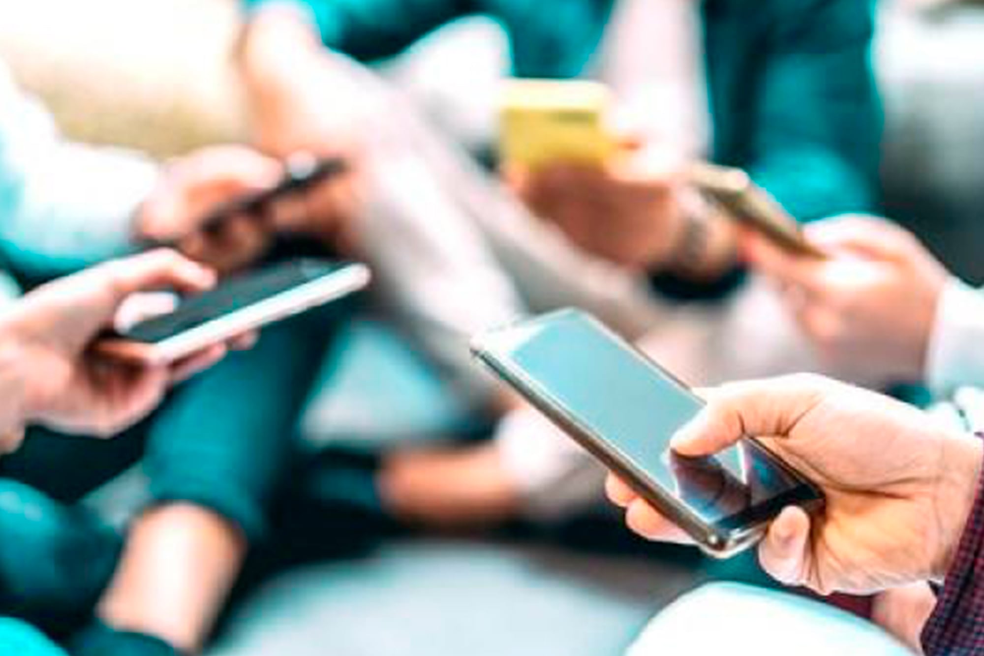 Descubrí la verdadera función de esta sigla que aparece en la barra de estado de tu smartphone y por qué no siempre deberías preocuparte