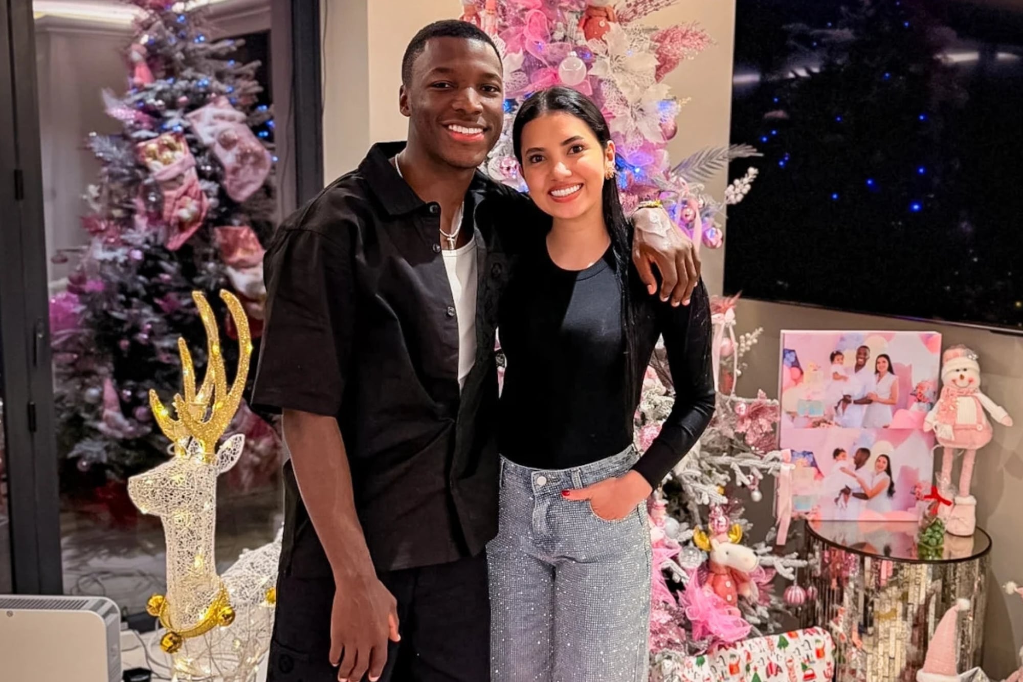 Desde las divisiones inferiores de Independiente del Valle, Salazar estuvo presente en los inicios de la carrera del futbolista