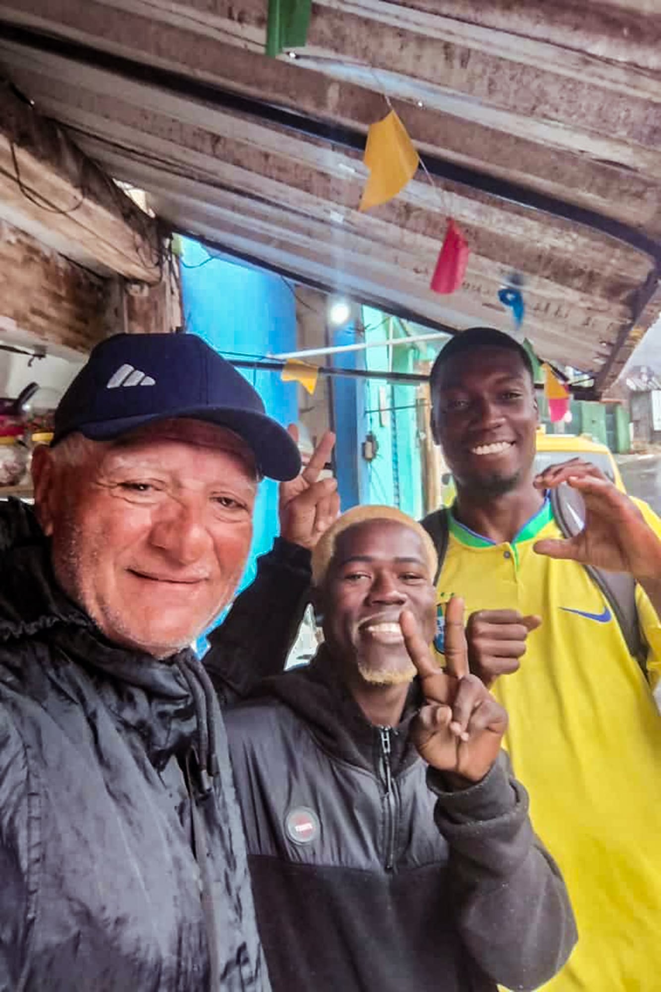 Una de us fotos con amigos brasileños