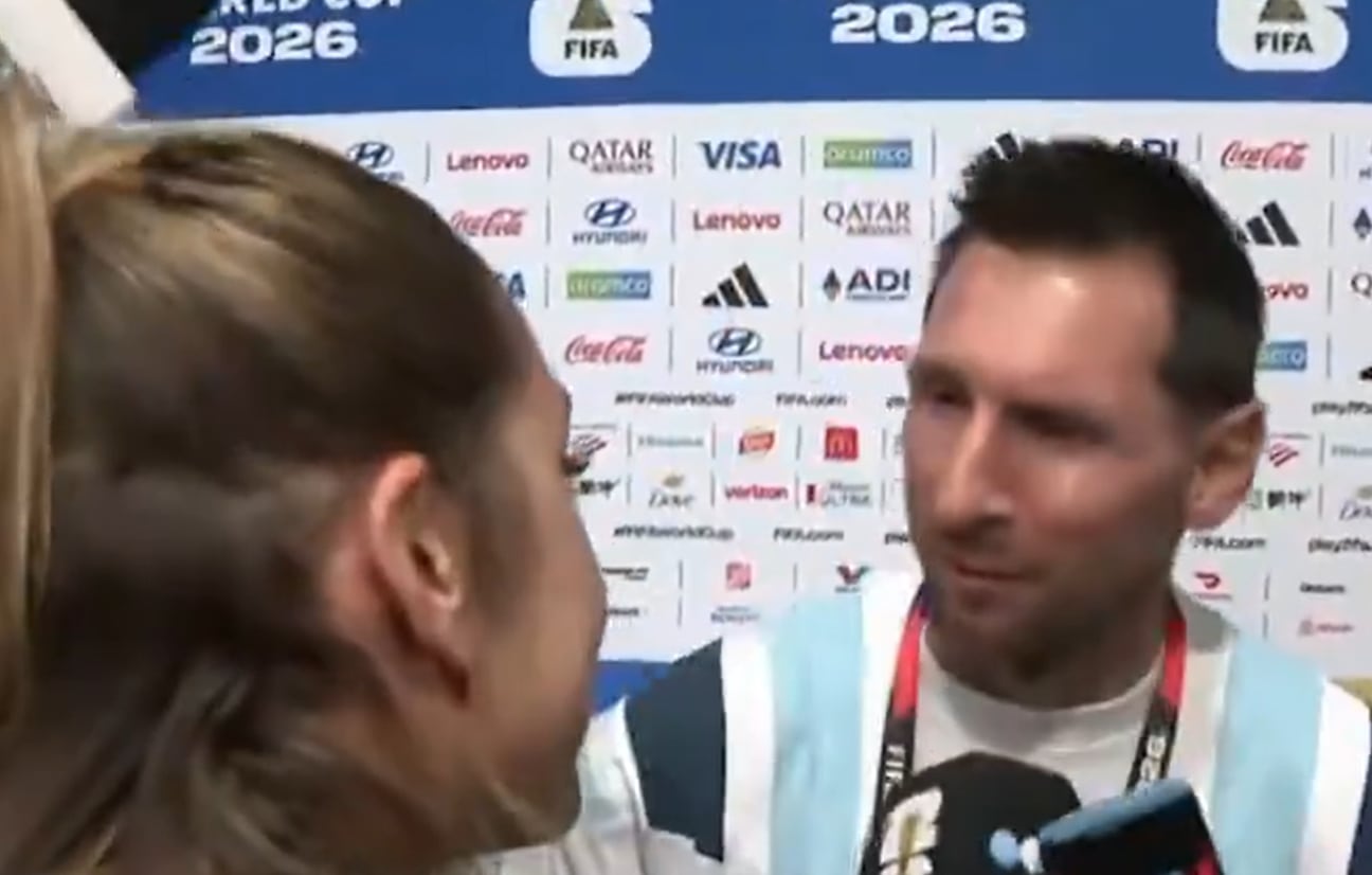 El ida y vuelta de Messi con Sofi Martínez en zona mixta: "Si te miro porque te miro, si te saludo porque te saludo"