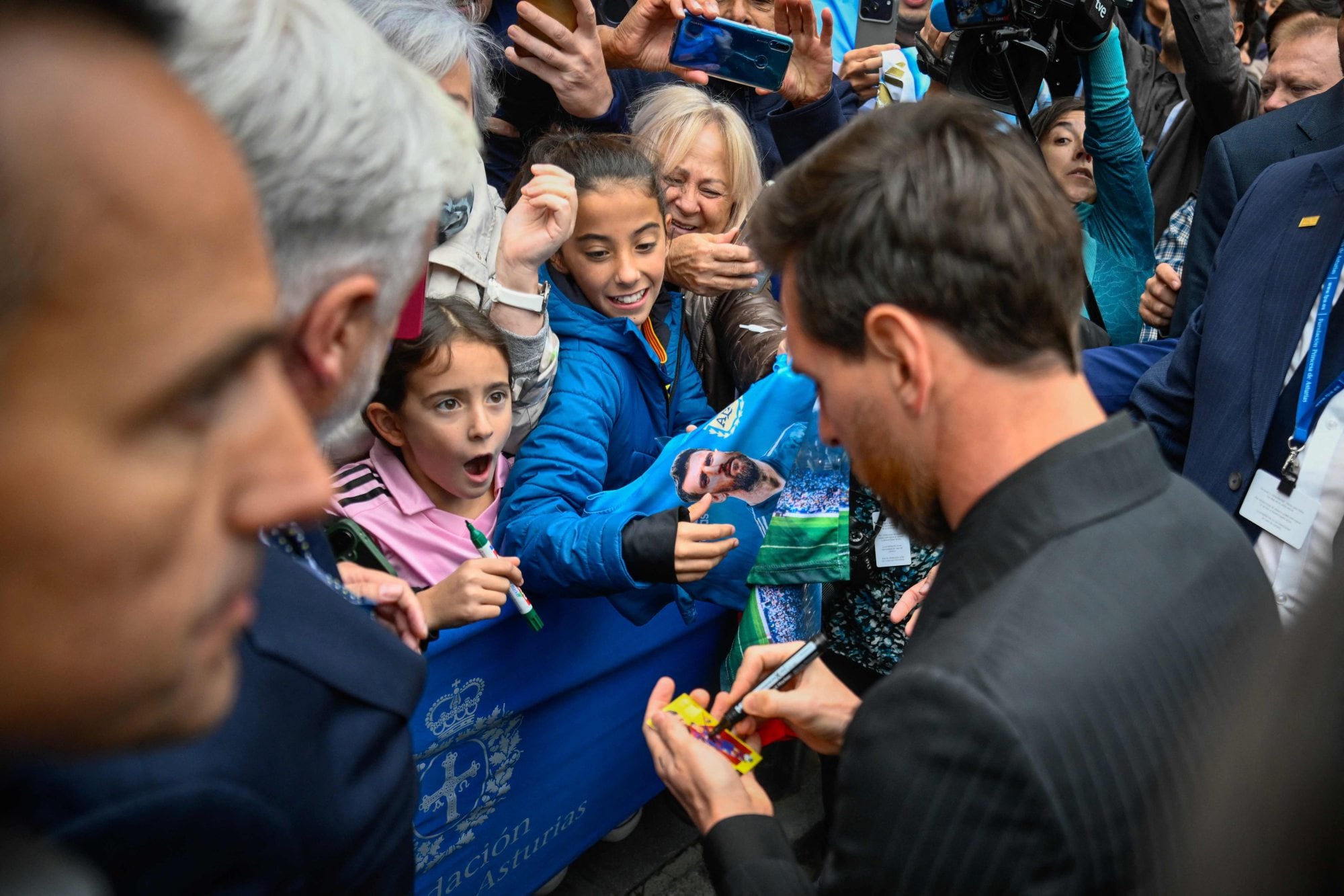 Lionel Messi llegó a Oviedo para recibir el premio Princesa de Asturias
