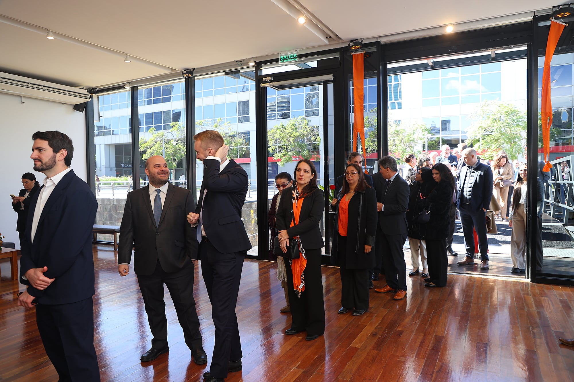 La llegada de los invitados