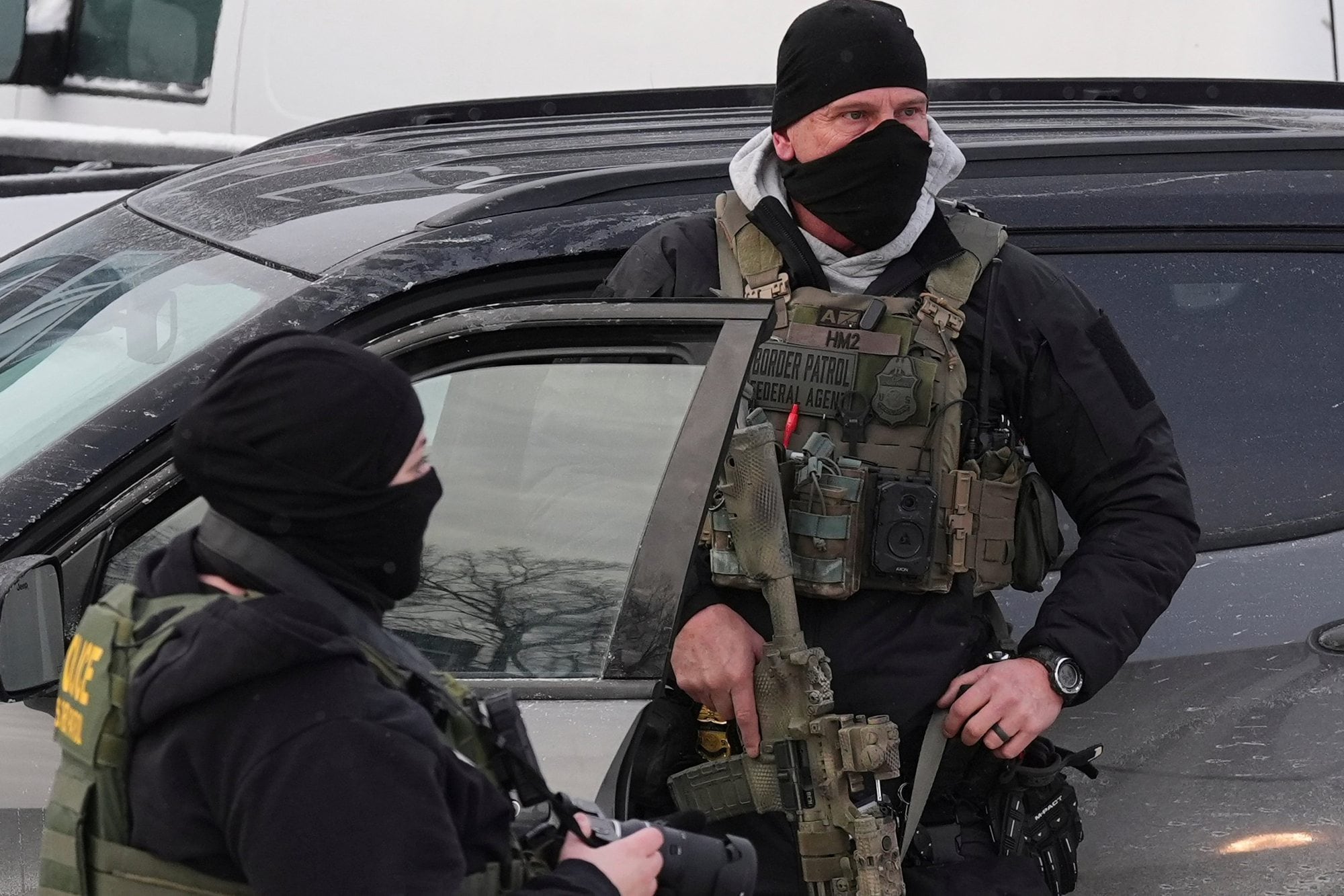 Agentes federales desplegados en Minneapolis.