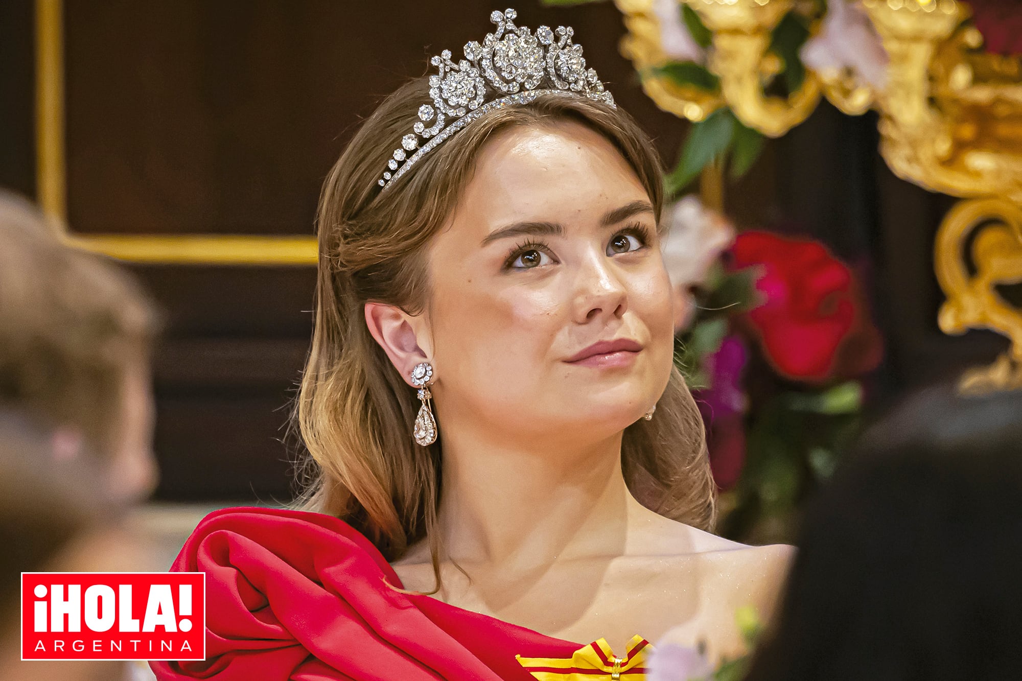 Princesa Ariane, radiante. Debuta en un acto oficial con tiara y lo hace con un emotivo homenaje a su madre, la reina Máxima