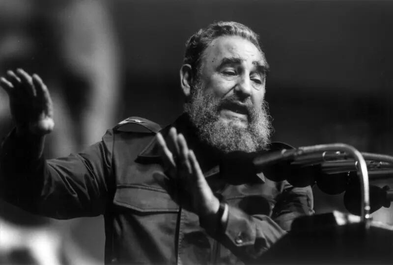 Fidel Castro respondió durante un discurso público a la solicitud de los habitantes de Cerro Belmonte