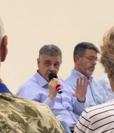 Difunden un video de un tenso cruce entre Jorge Macri y vecinos de Liniers