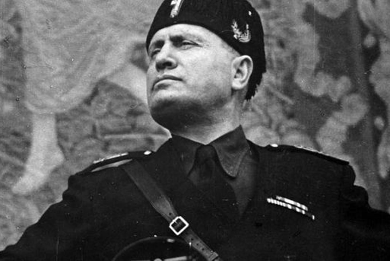 Benito Mussolini gobernó Italia desde el año 1922 hasta cuando fue destituído, en julio de 1943