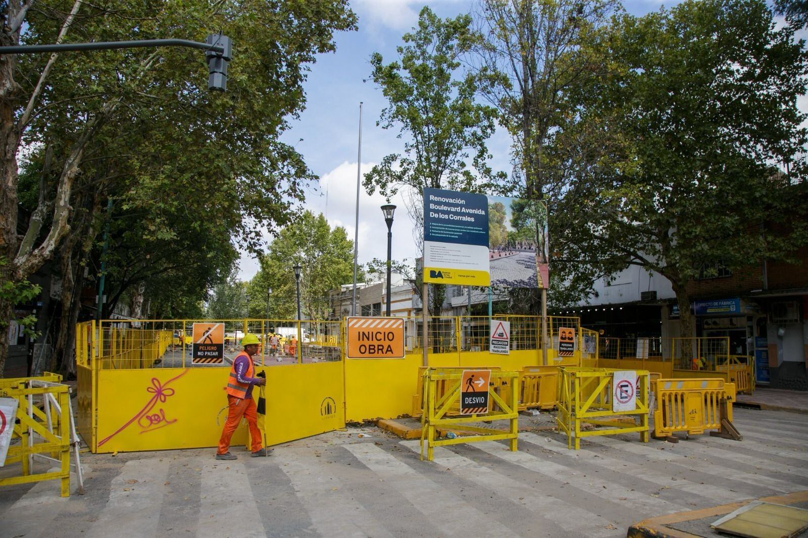 El bulevar de la Avenida de los Corrales será ensanchado y se prevé la creación de 1044 m² de nueva superficie verde