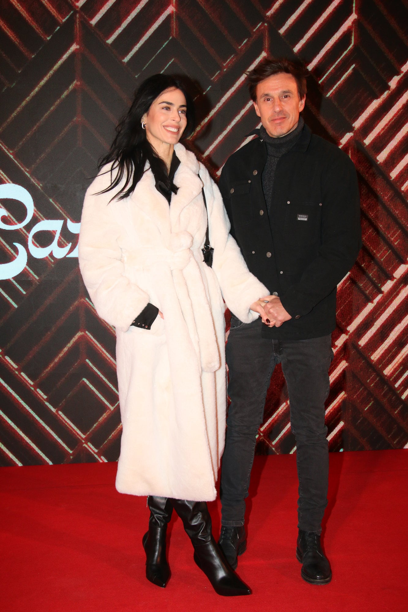 ROBERTO MORITAN Y SU NOVIA PRISCILLA