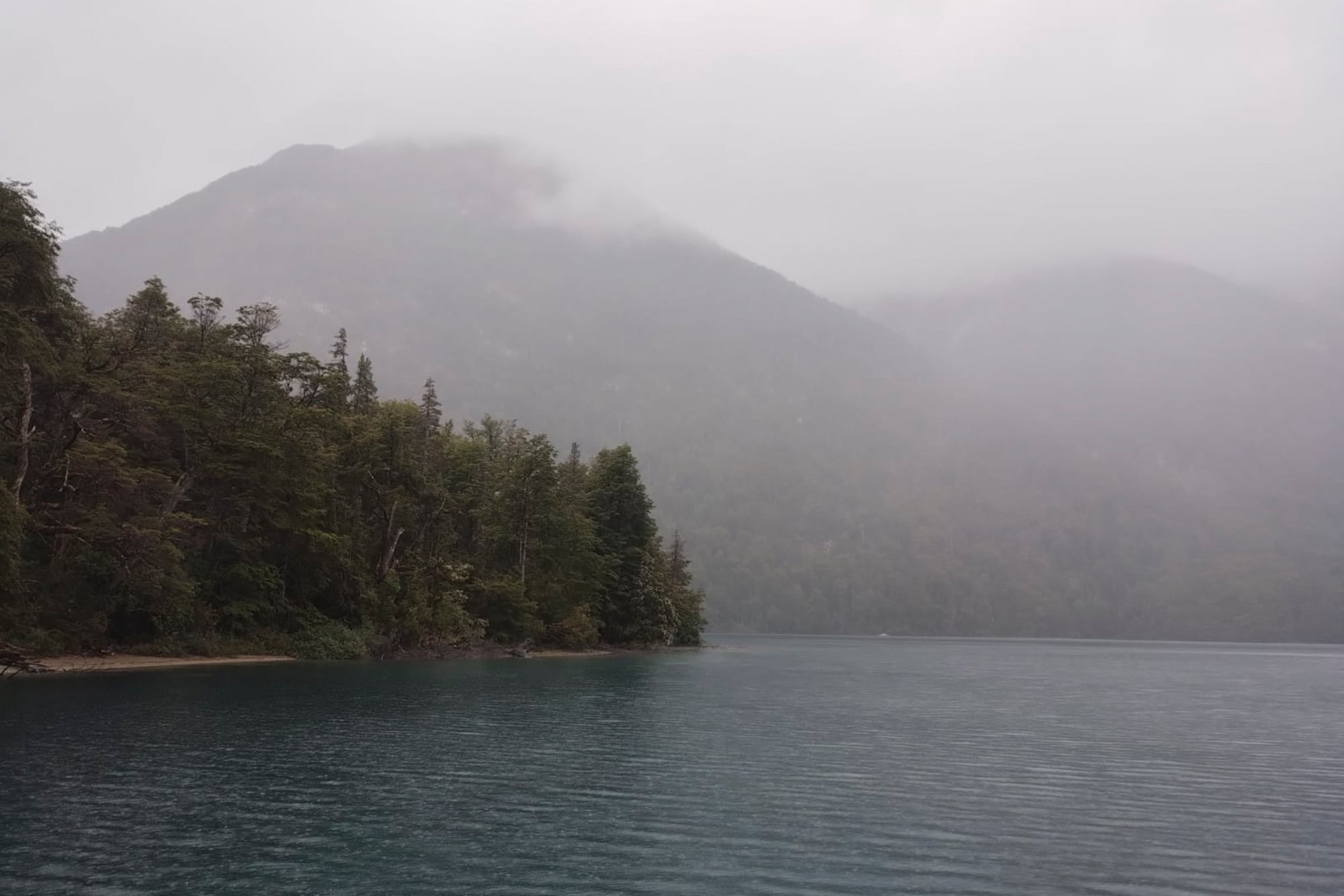 Más de 60.000 hectáreas arrasadas: la nieve y la lluvia trajeron alivio al combate del fuego en Chubut
