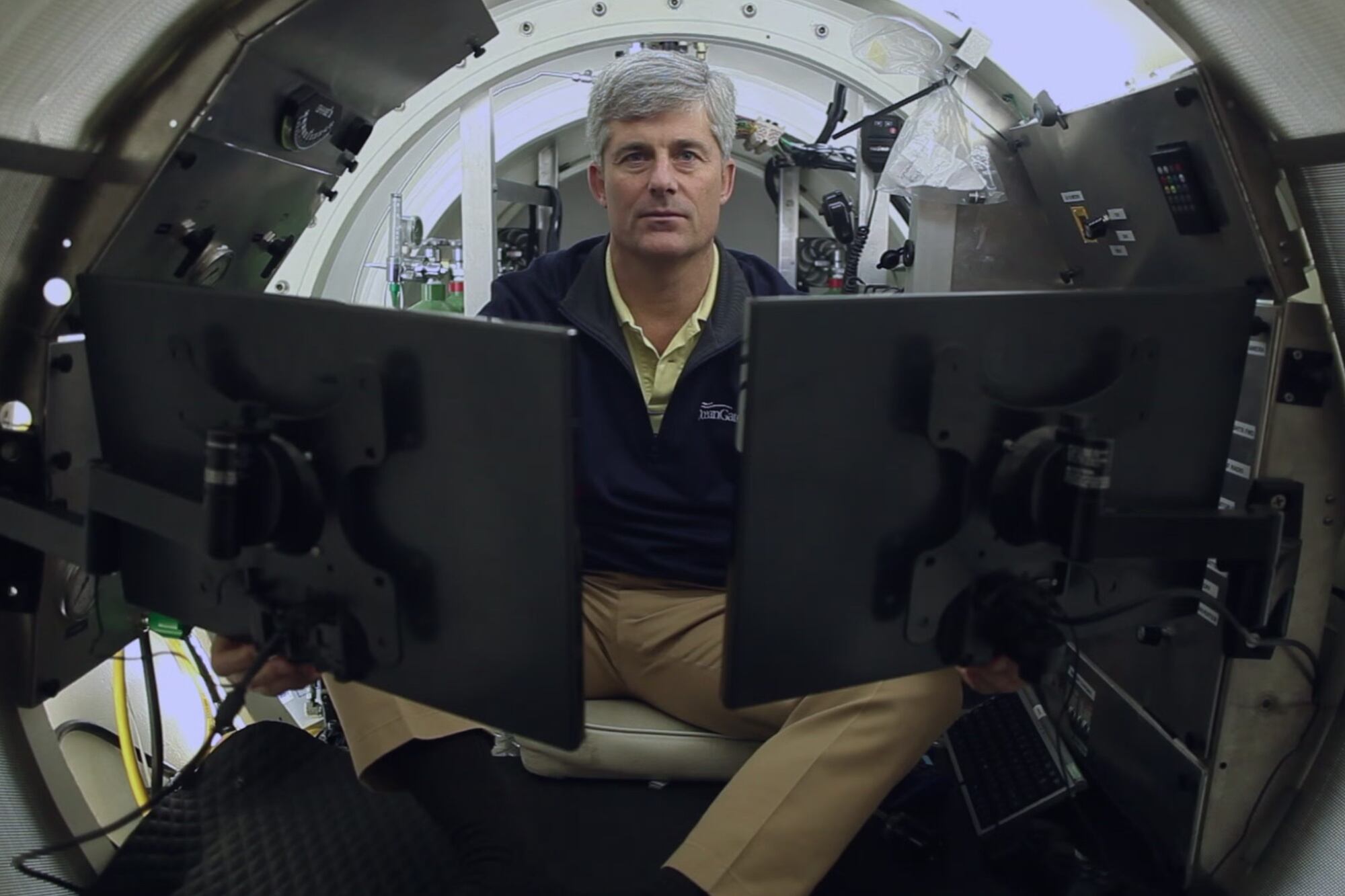 Rush y su frenética búsqueda de llevar la experiencia de inmersiones oceánicas como una atracción turística, a cualquier precio