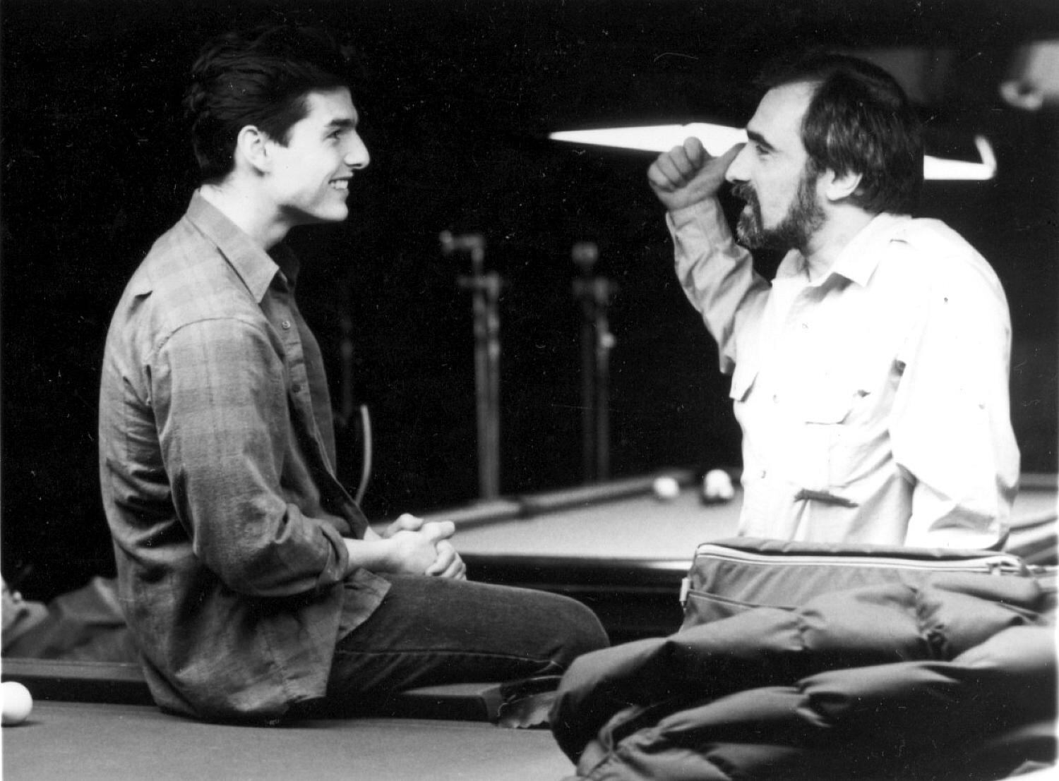 Tom Cruise y Martin Scorsese conversan durante el rodaje de El color del dinero