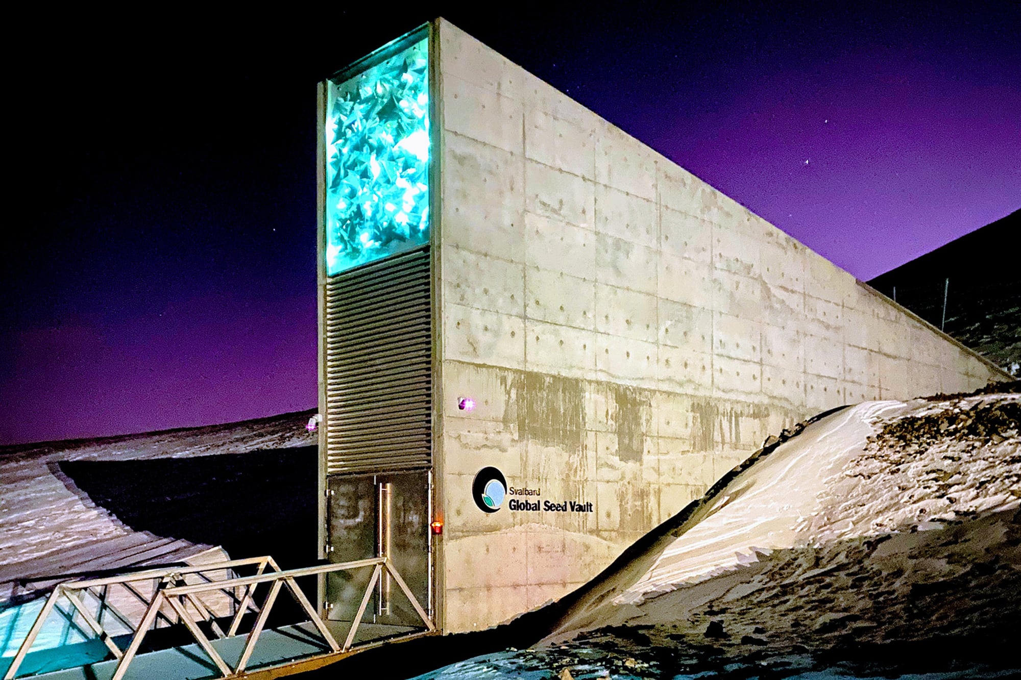 Un guardián del futuro: en el Ártico, la bóveda de semillas para el fin del mundo