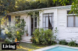 Una artista textil hizo realidad su “casita en el bosque”, pero en el bajo de San Fernando