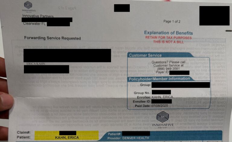 Erica Kahn recibió facturas médicas de casi 21 mil dólares tras no haber cubierto el pago de COBRA (Web/KFF Health News)