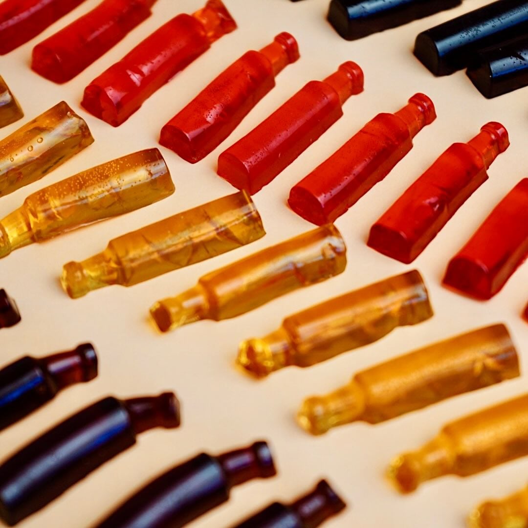 Gomitas de fernet con cola y gin tonic. En Mar del Plata crearon unas golosinas con alcohol y sabor a tragos