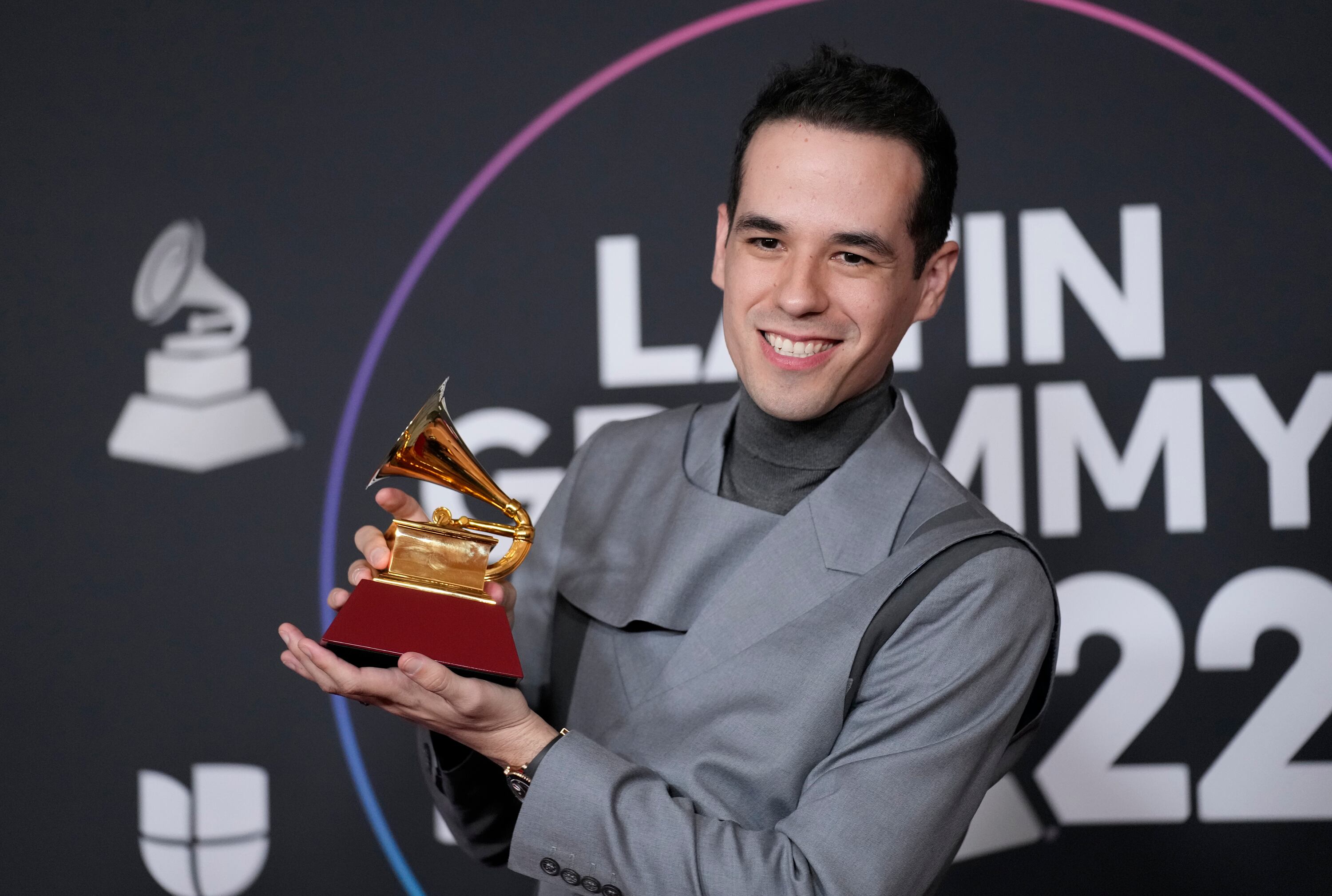 Edgar Barrera, productor estrella y favorito en esta edición 2024, cosechó varios Latin Grammy