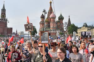 El masivo desfile ruso que crece cada año y ya supera el millón de participantes